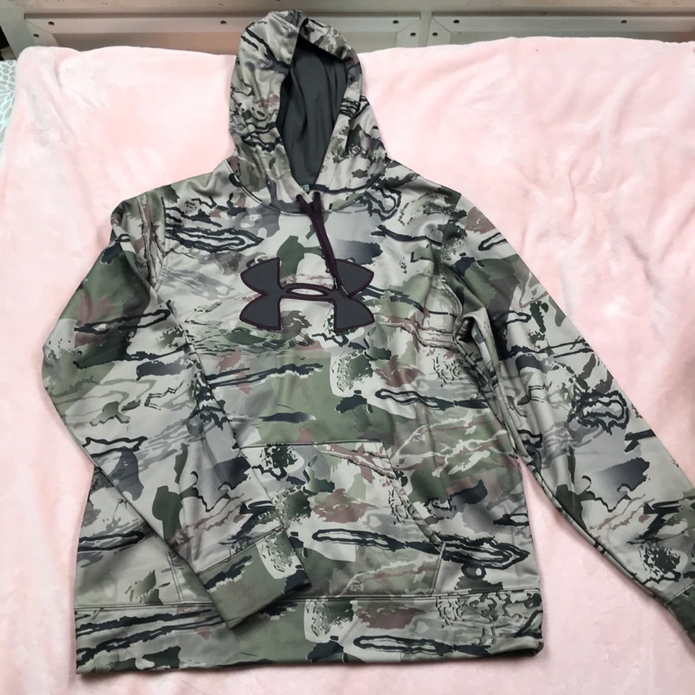 Under Armor Camo Sweatshirt